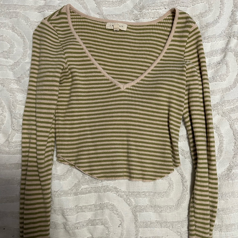 La Hearts Cream and Green Long Sleeve Cropped Blouse